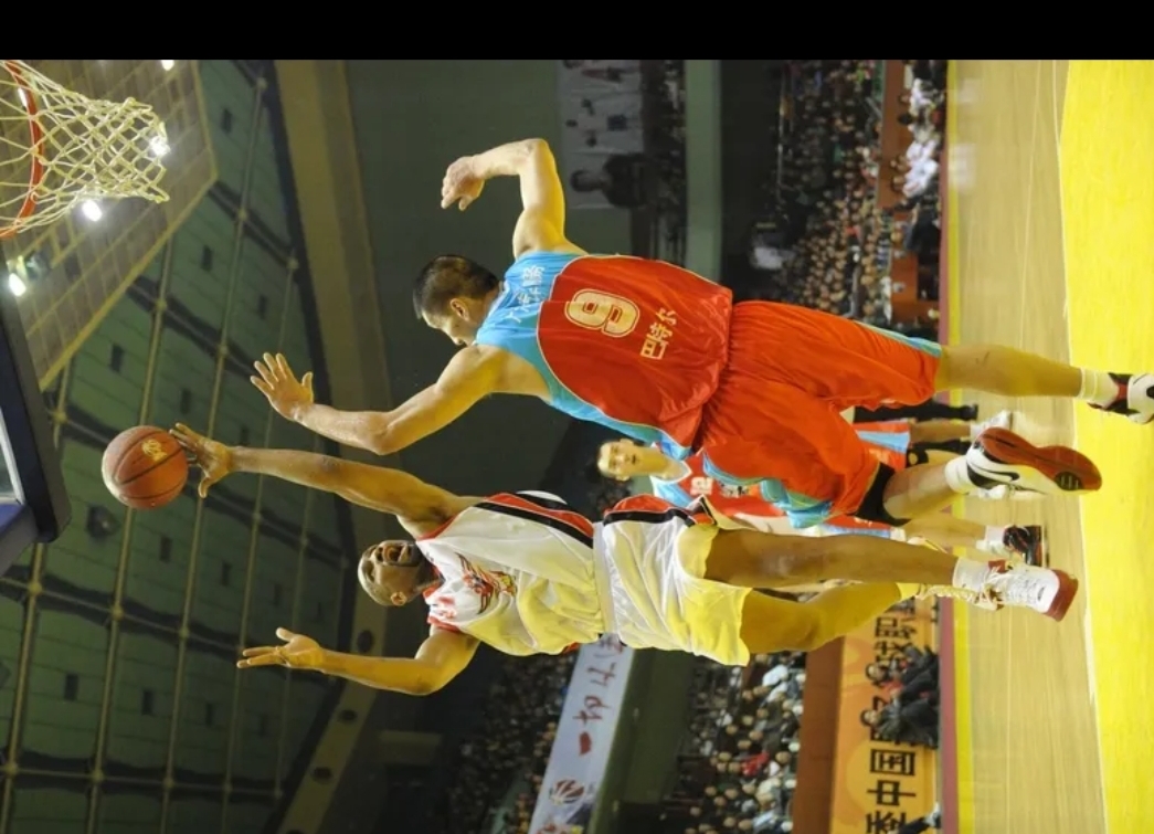 -重磅！风云突变深圳男篮今夜完成体检窗口期多伦多猛龙备战CBA季后赛，赛前圣安东尼奥马刺调整名单以备英超